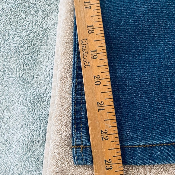 Kenneth Cole Boys Slim Fit Jeans New Size 8 Stretch Waist - Picture 3 of 8